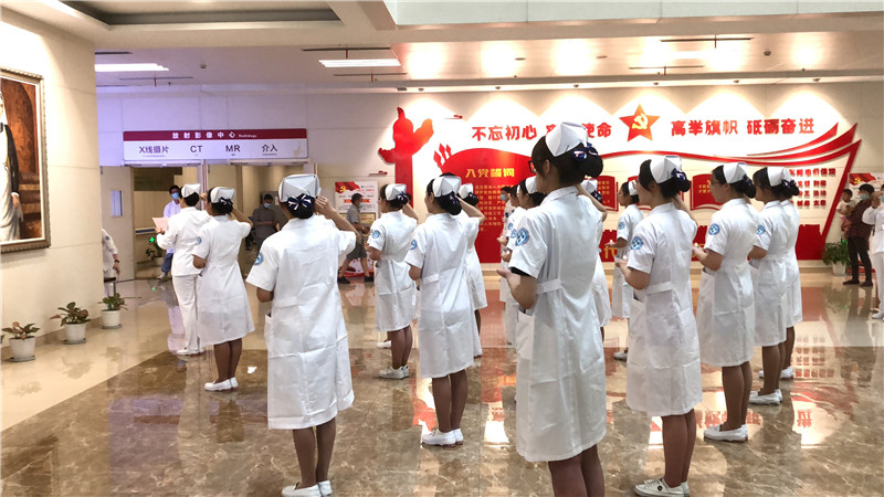 新护士2.jpg