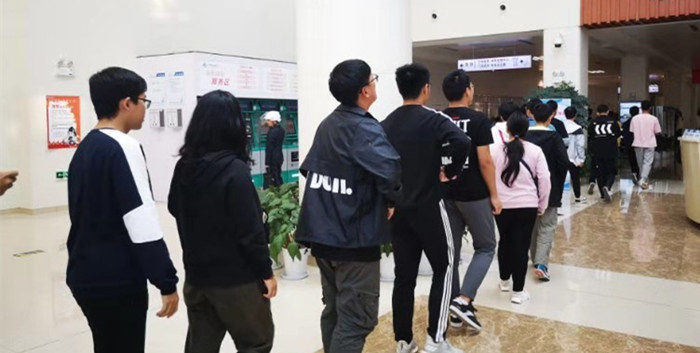 史丽1_副本.jpg