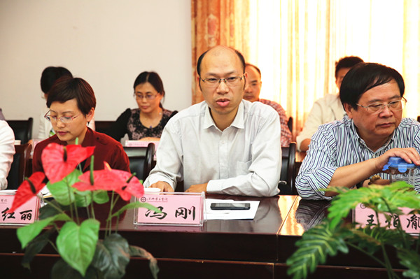 C:\Documents and Settings\Administrator\桌面\W20A6314_副本.jpg C:\Documents and Settings\Administrator\桌面\W20A6314_副本.jpg