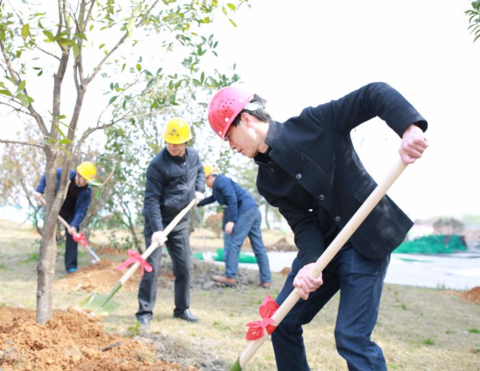 MV6A4190_副本.jpg MV6A4190_副本.jpg