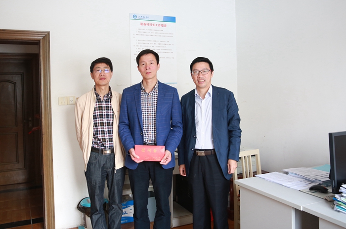 C:\Documents and Settings\Administrator\桌面\6359752273494803525801341.jpg C:\Documents and Settings\Administrator\桌面\6359752273494803525801341.jpg