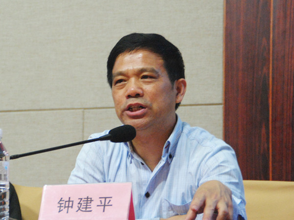 C:\Documents and Settings\Administrator\桌面\钟建平0039_副本_副本.jpg C:\Documents and Settings\Administrator\桌面\钟建平0039_副本_副本.jpg