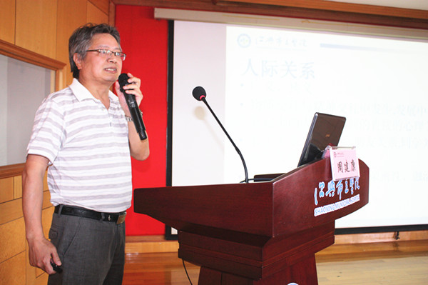 C:\Documents and Settings\Administrator\桌面\IMG_8469_副本.jpg C:\Documents and Settings\Administrator\桌面\IMG_8469_副本.jpg