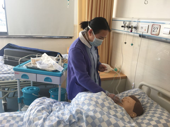 吸痰培训1_副本.png