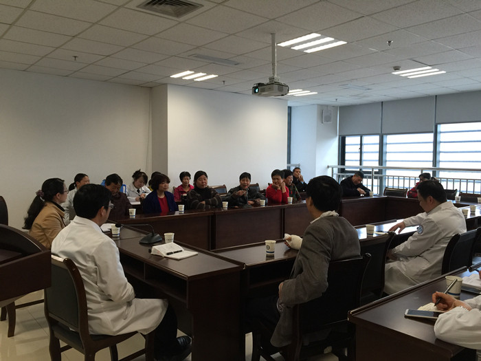 工休座谈会4_副本.jpg